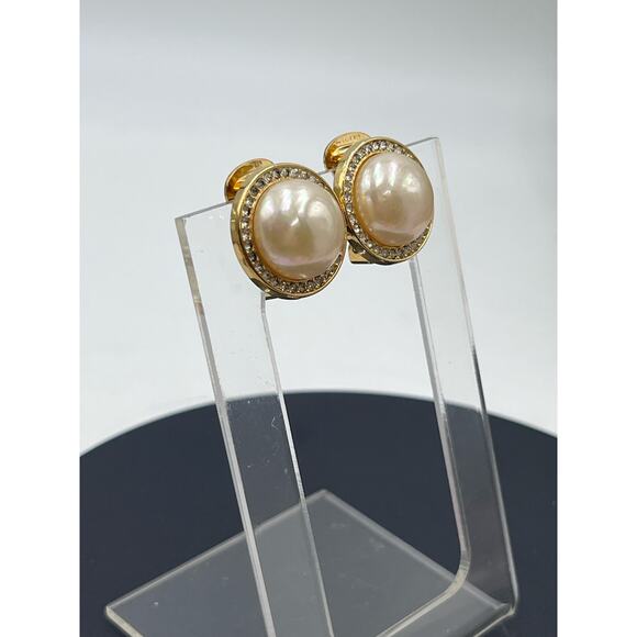 CHRISTIAN DIOR Vintage Designer Signed Gold Plated Faux Pearl Clip On Earrings - Picture 2 of 14